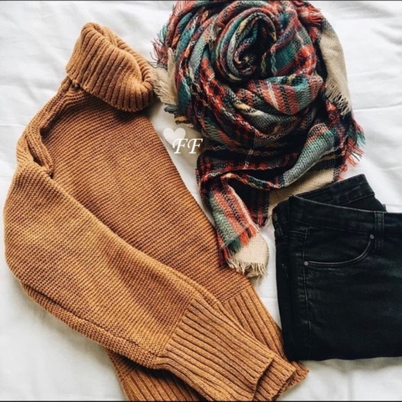 HP 10/2/19! Cozy Plaid Wrap Scarf - Picture 3 of 3